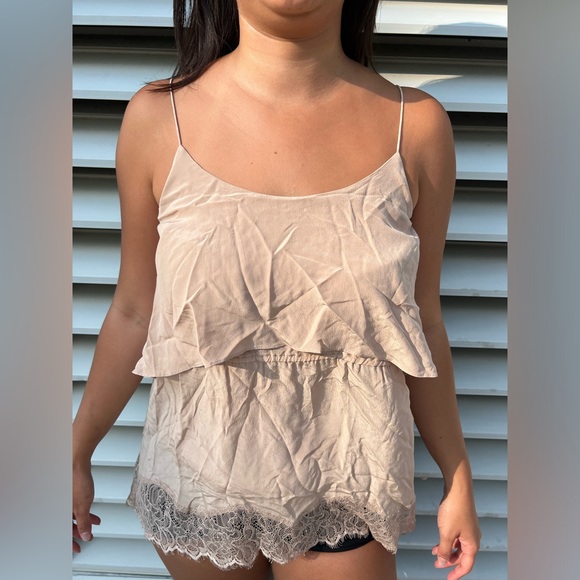 Silk top pink Revolve - Picture 4 of 5